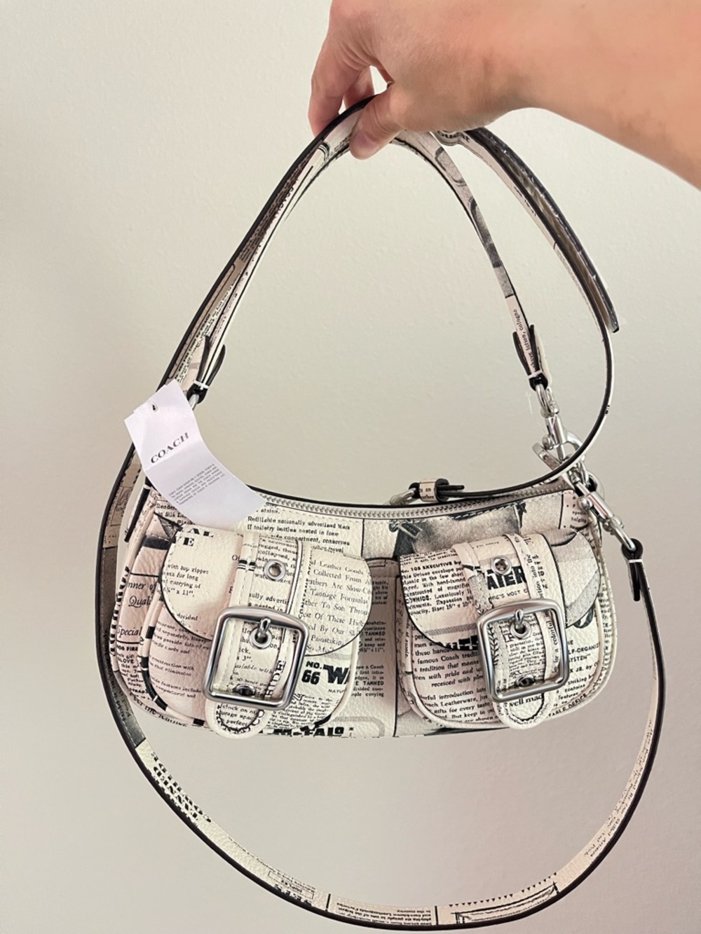 Coach Ashton Shoulder Bag With Newspaper Print 🌸